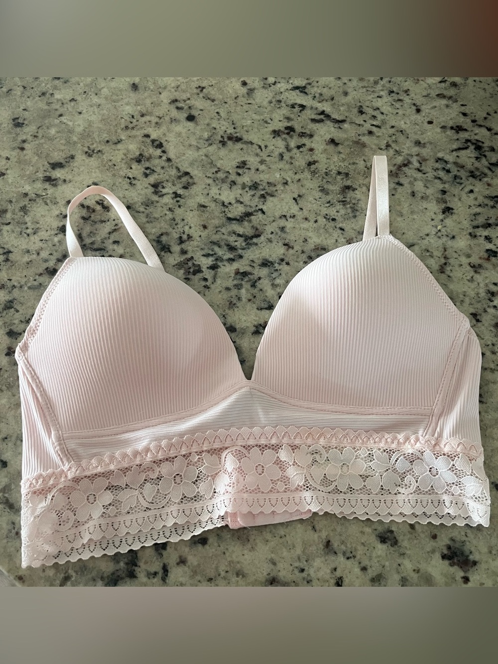 Jessica Simpson Bra